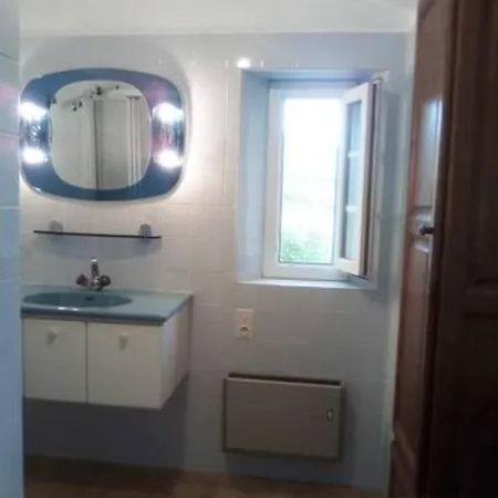 De Duan Bed and Breakfast Joyeuse